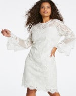 White Dresses For A Hen Party | Plan 