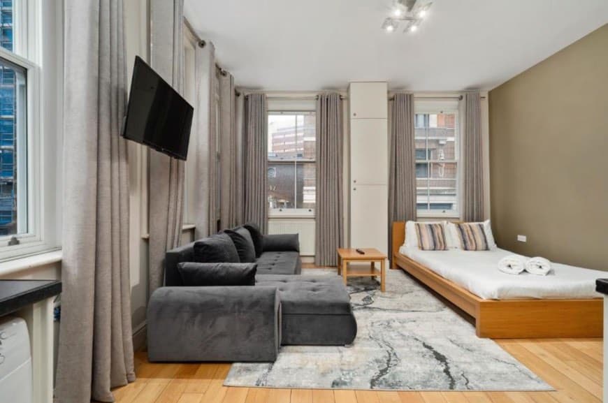 paddington hen do apartment